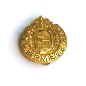 Columbia Scholastic Press Association Vintage CSPA Member Lapel Pin Gold-Tone